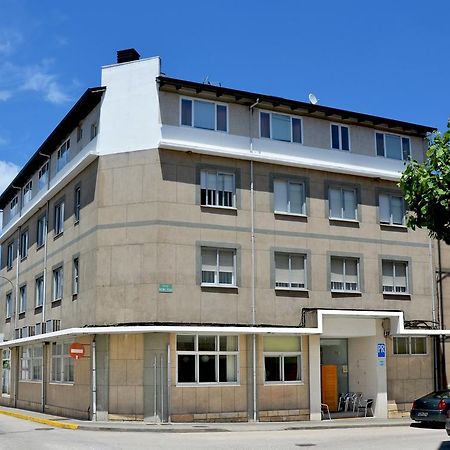 Hostal La Viuda Pobra De Trives Exterior foto