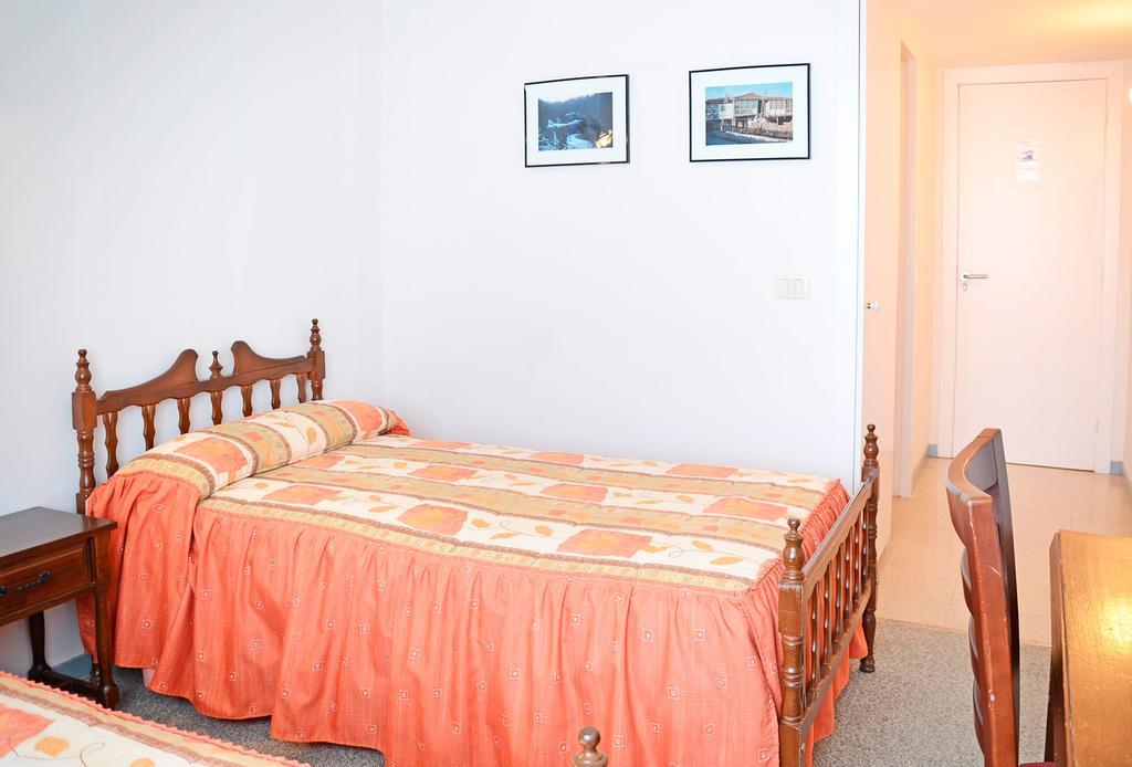Hostal La Viuda Pobra De Trives Habitación foto