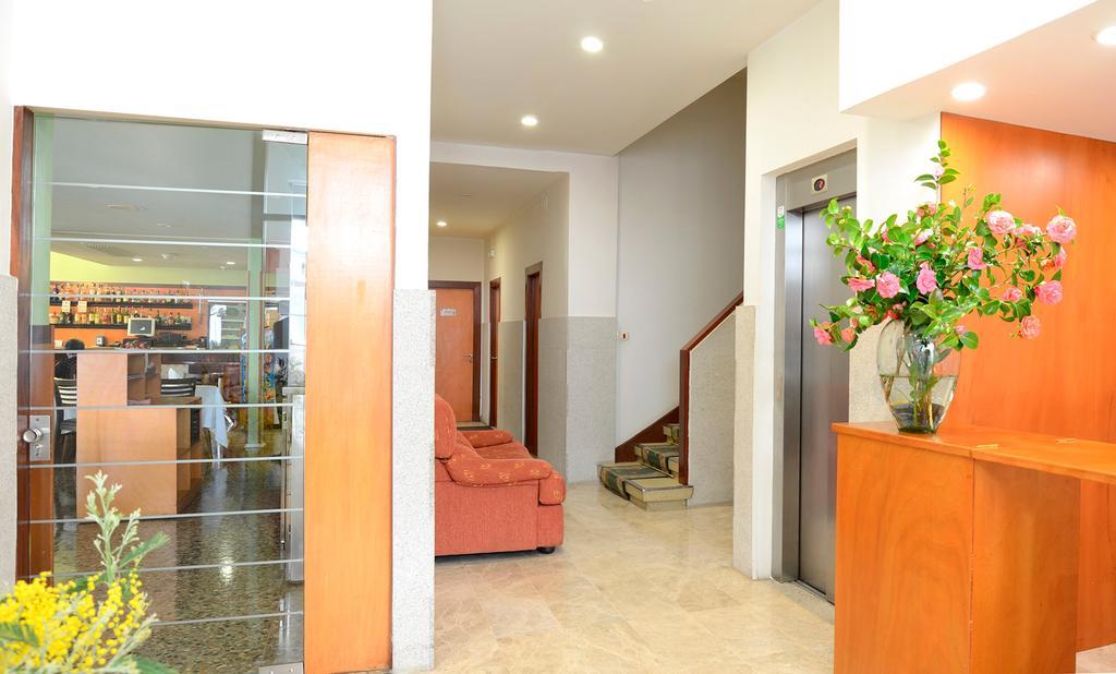 Hostal La Viuda Pobra De Trives Exterior foto