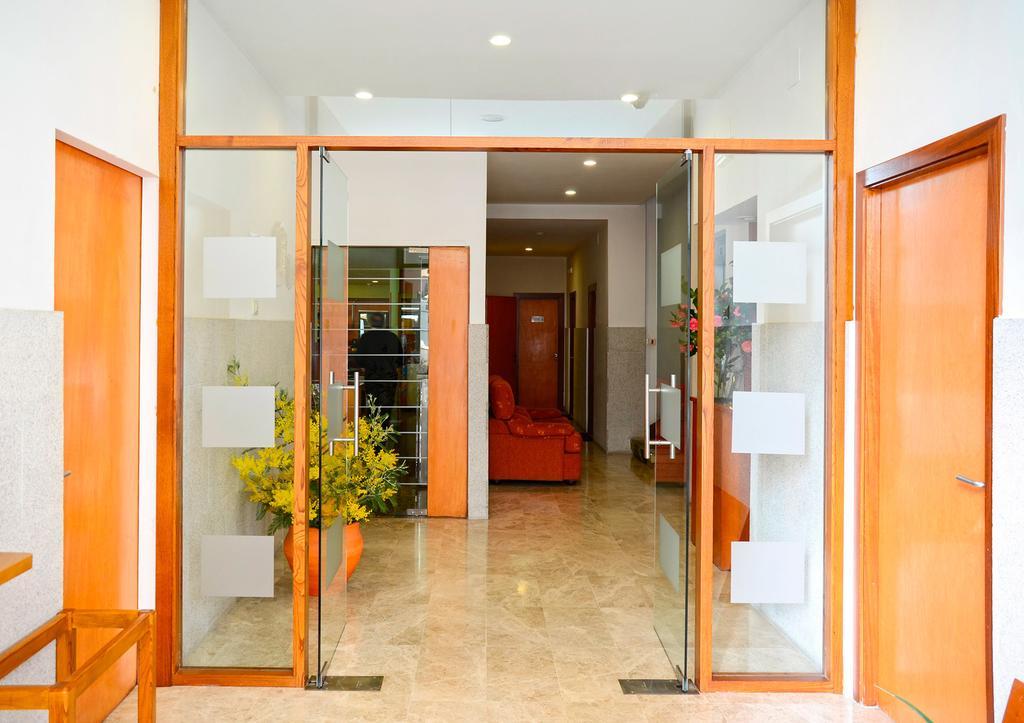 Hostal La Viuda Pobra De Trives Exterior foto