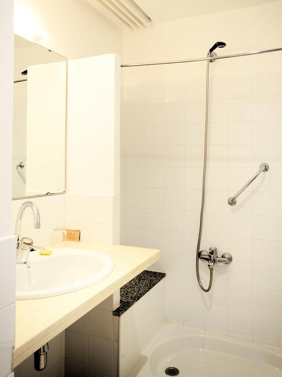 Hostal La Viuda Pobra De Trives Habitación foto